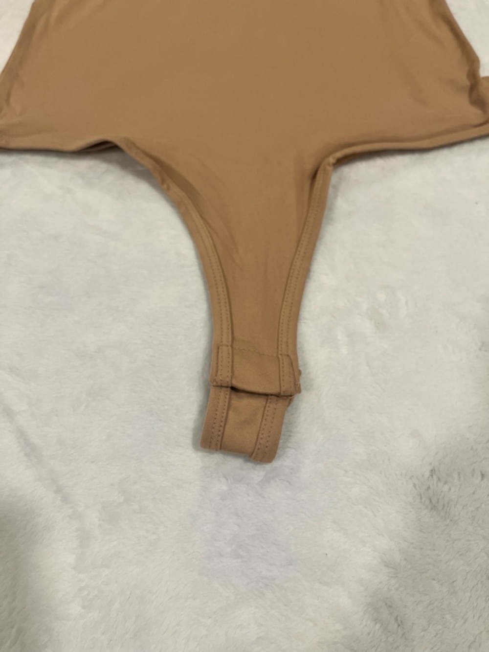 BRAND NEW Tan Zenana Bodysuit - Size Medium - Picture 3 of 8